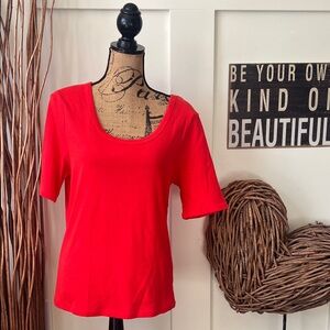 Time and Tru Red Short Sleeve Women's Tee